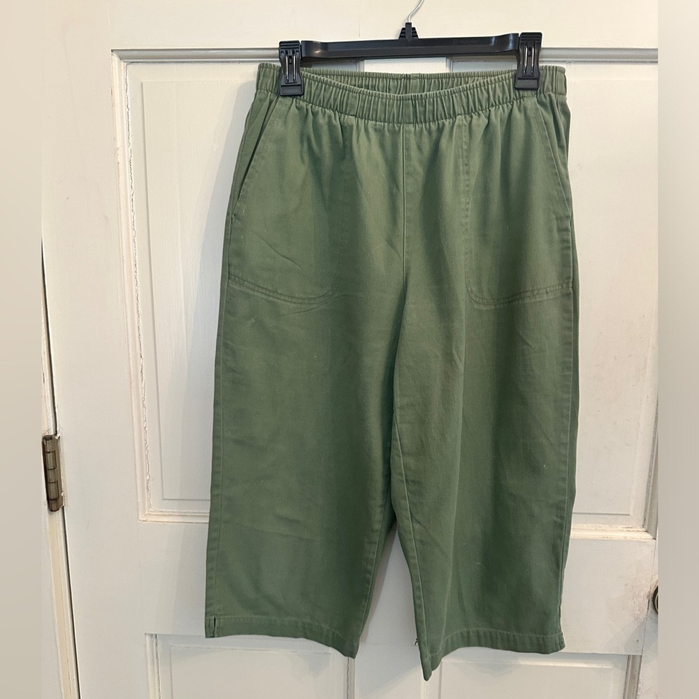 Capris